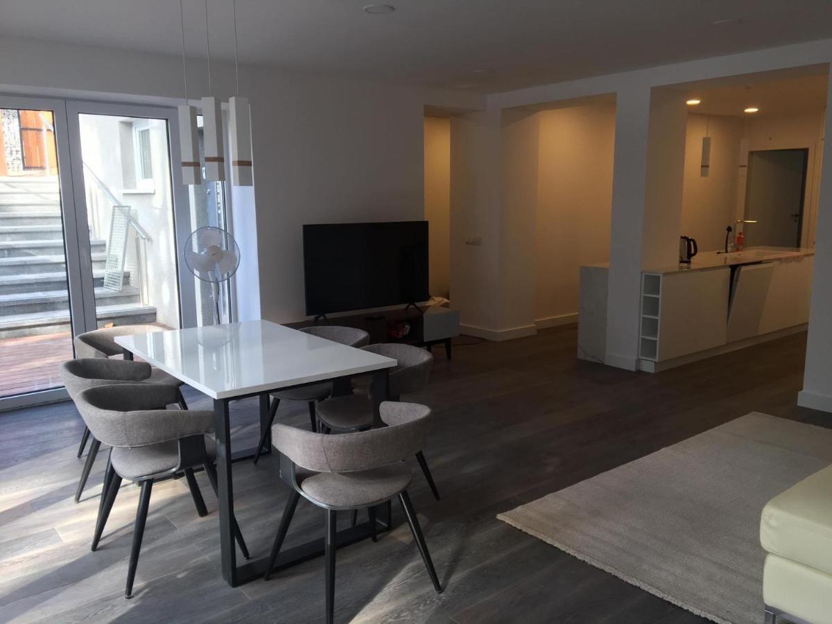 Luksusowy Apartament Pod Lasem, Otwock -Shared Garden, Sauna, Wood Hot Tub! Hot Tub Seasonal! 外观 照片